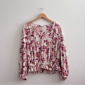 American Eagle Pink & Purple Floral Print Top